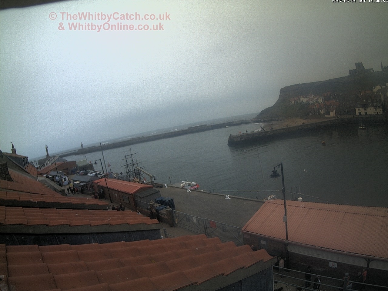 Whitby Mon 1st May 2017 11:09.