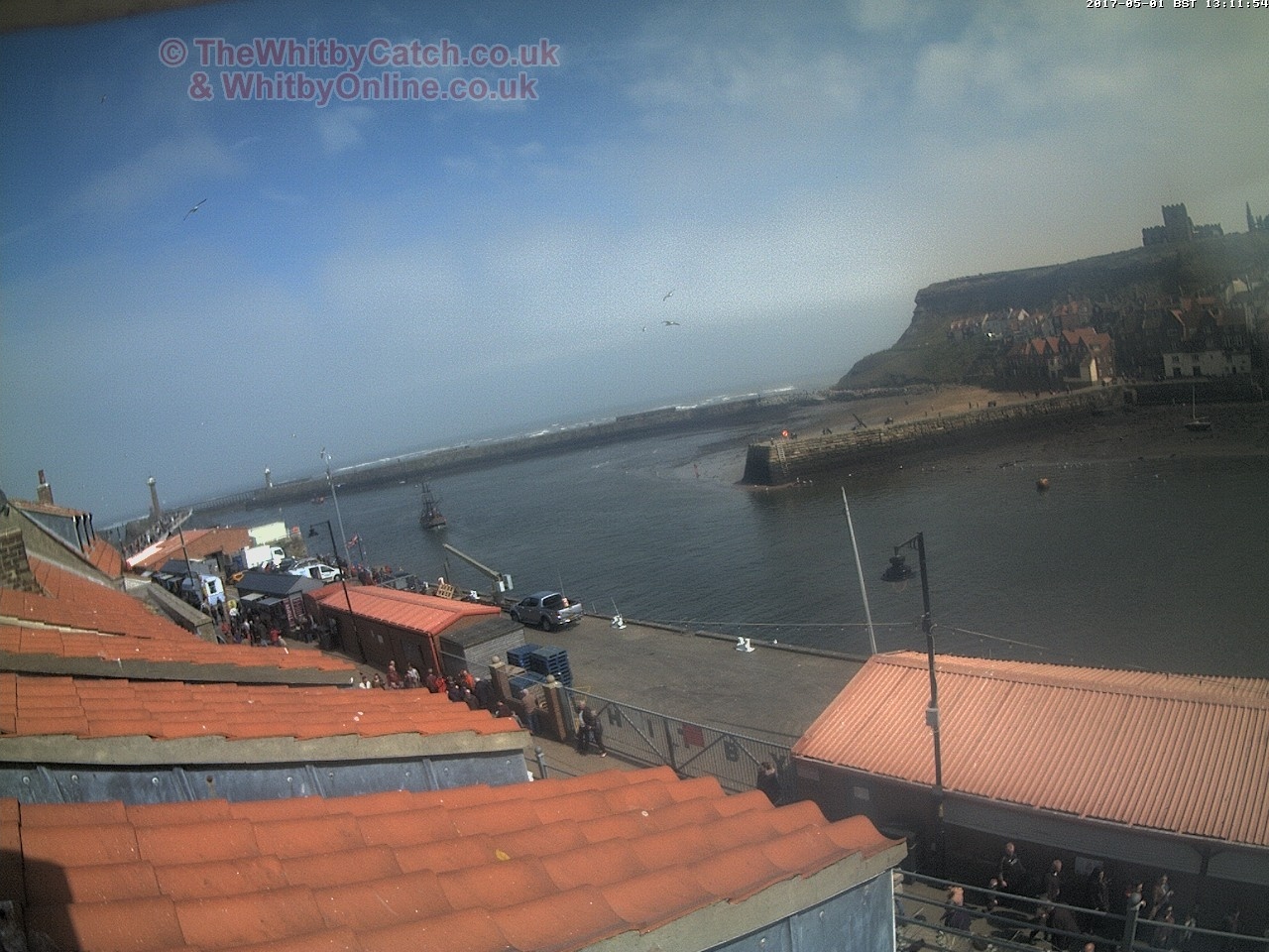 Whitby Mon 1st May 2017 13:12.