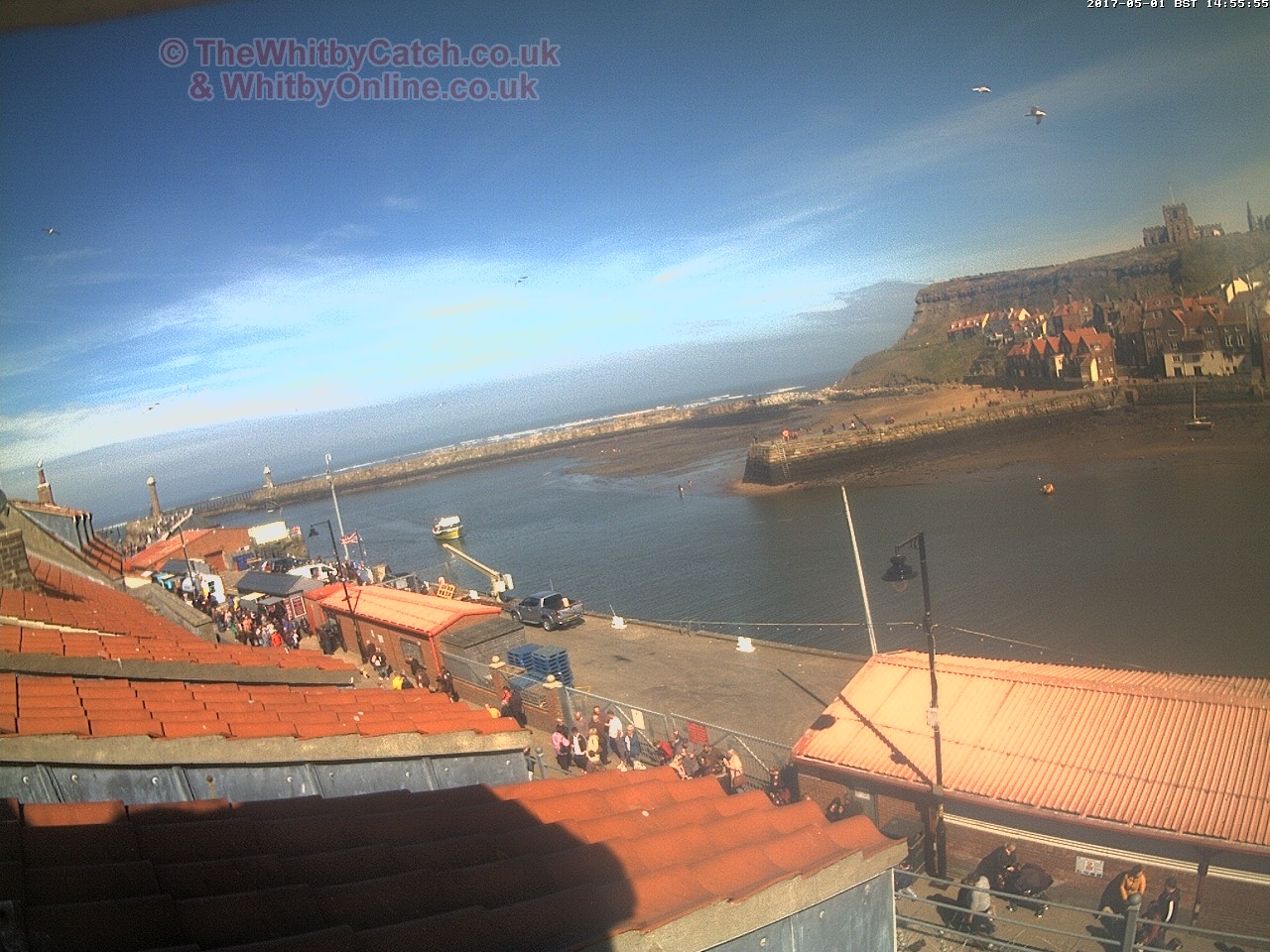Whitby Mon 1st May 2017 14:56.