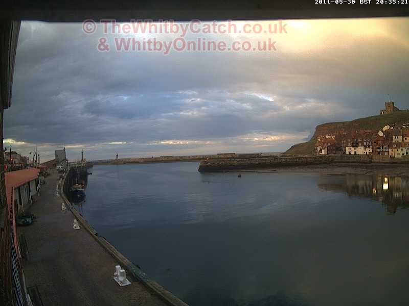 Whitby Mon 30th May 2011 20:24.