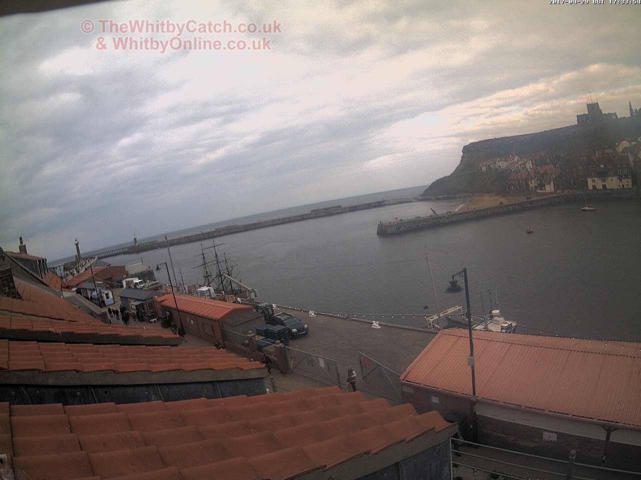 Whitby Sat 29th April 2017 17:34.