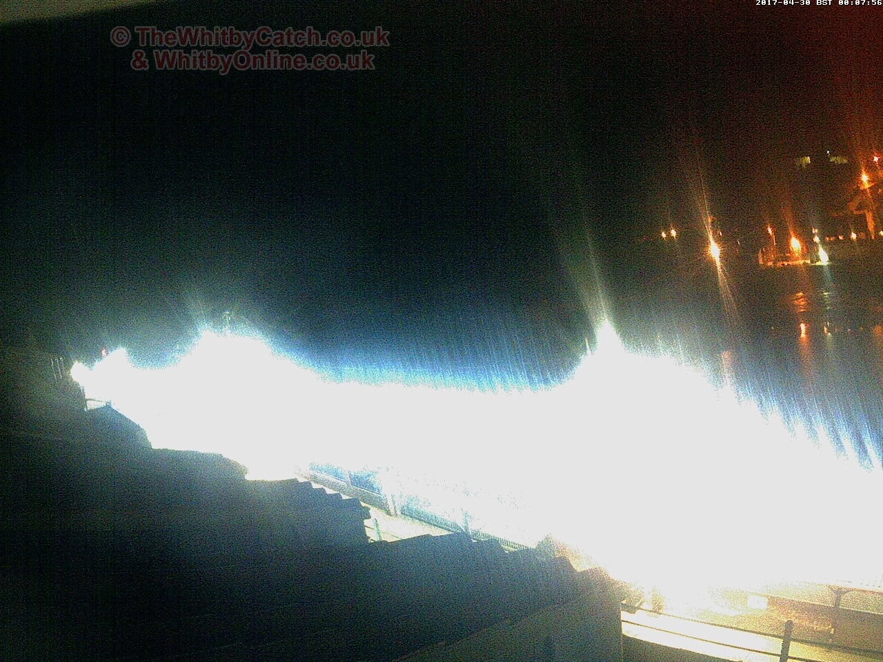 Whitby Sun 30th April 2017 00:08.