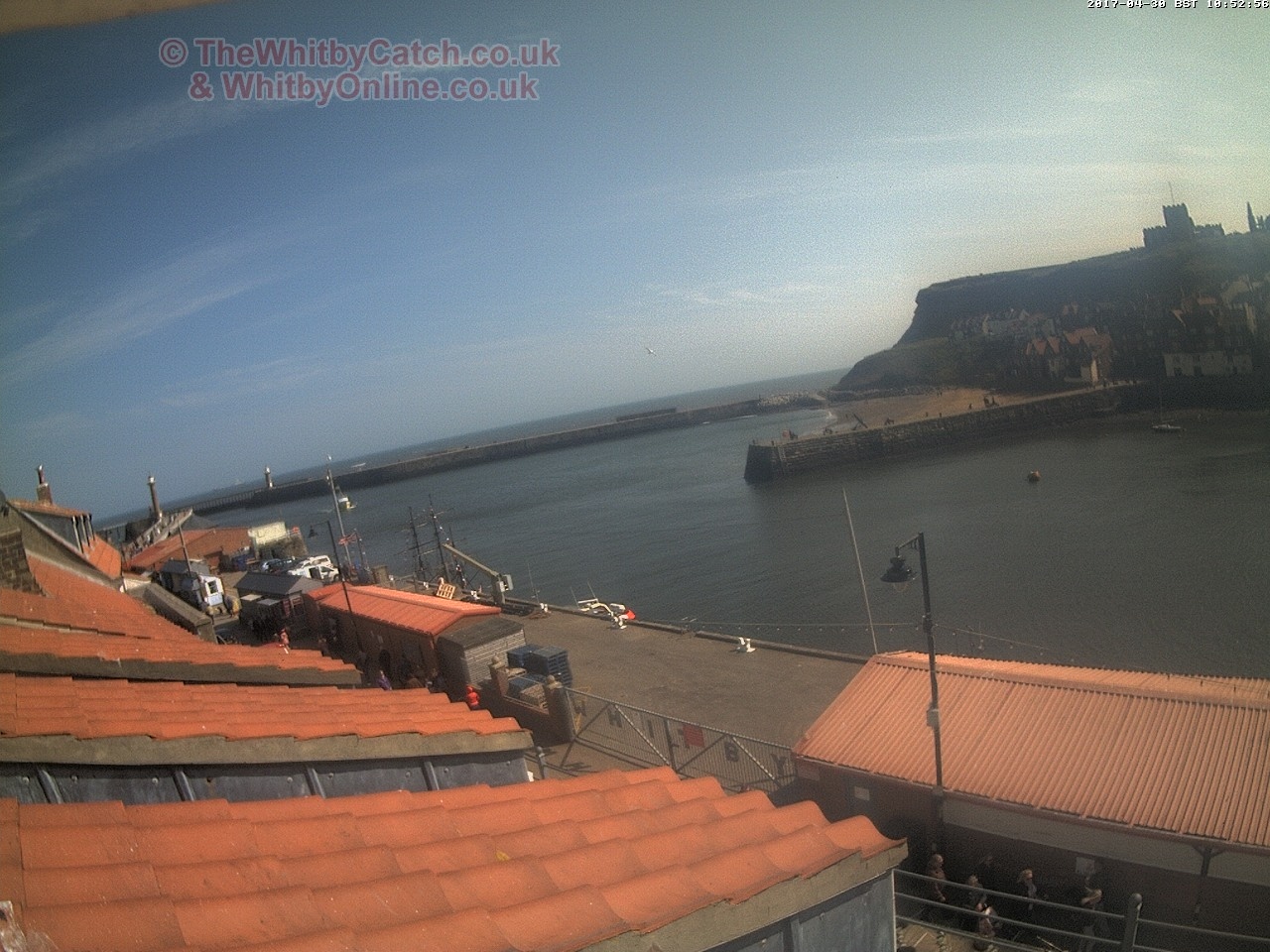 Whitby Sun 30th April 2017 10:53.