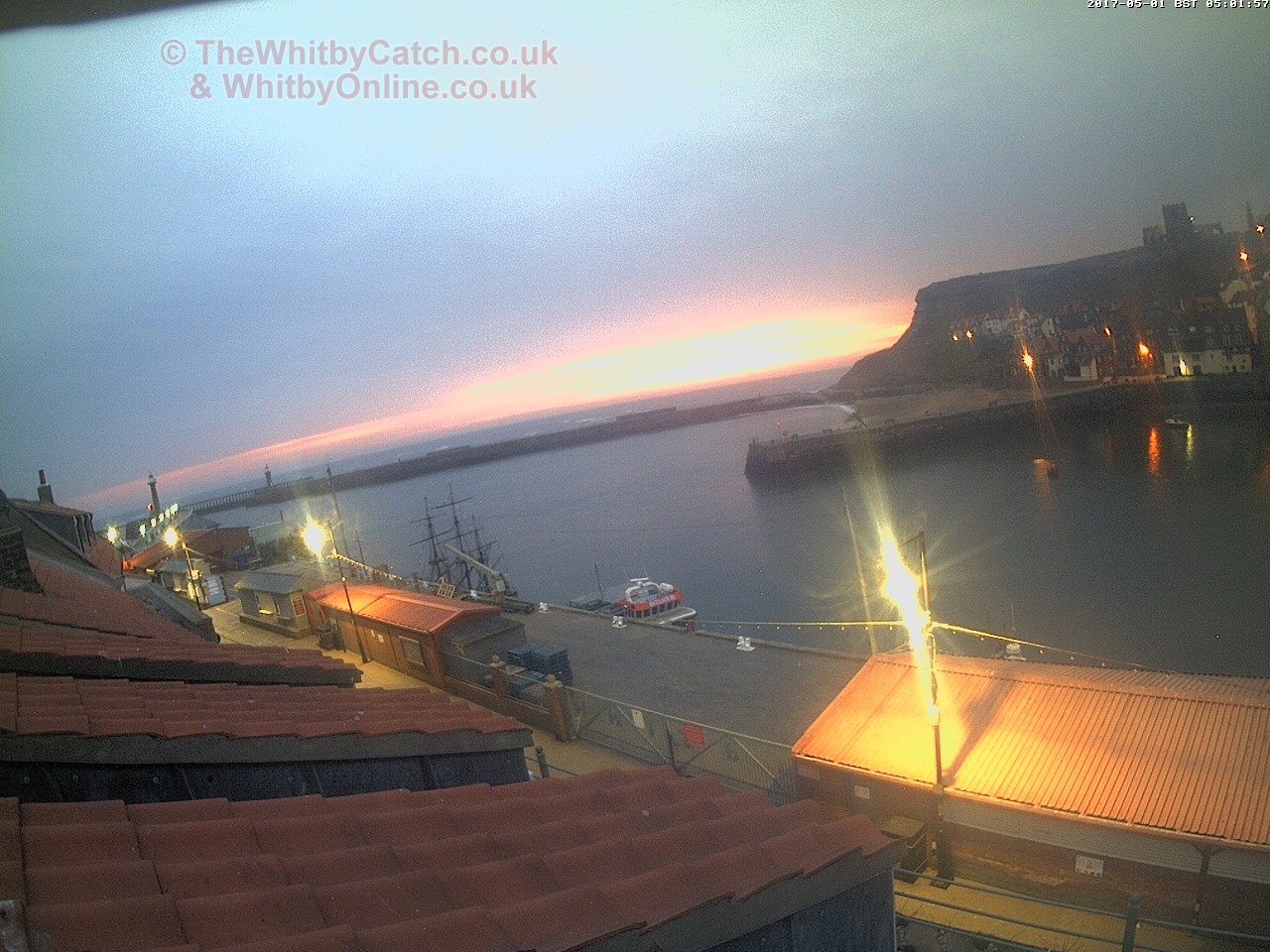 Whitby Mon 1st May 2017 05:02.