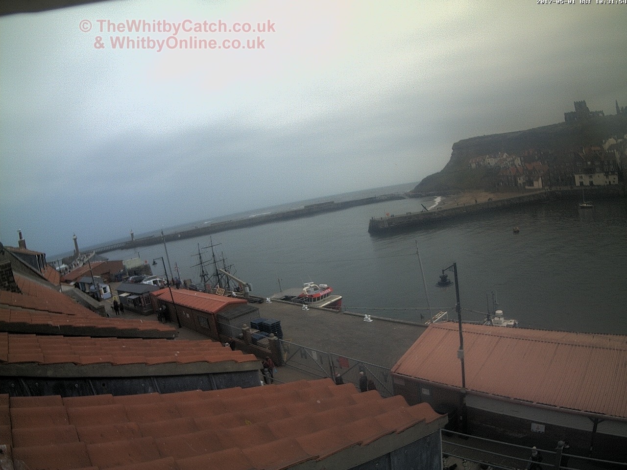Whitby Mon 1st May 2017 10:32.