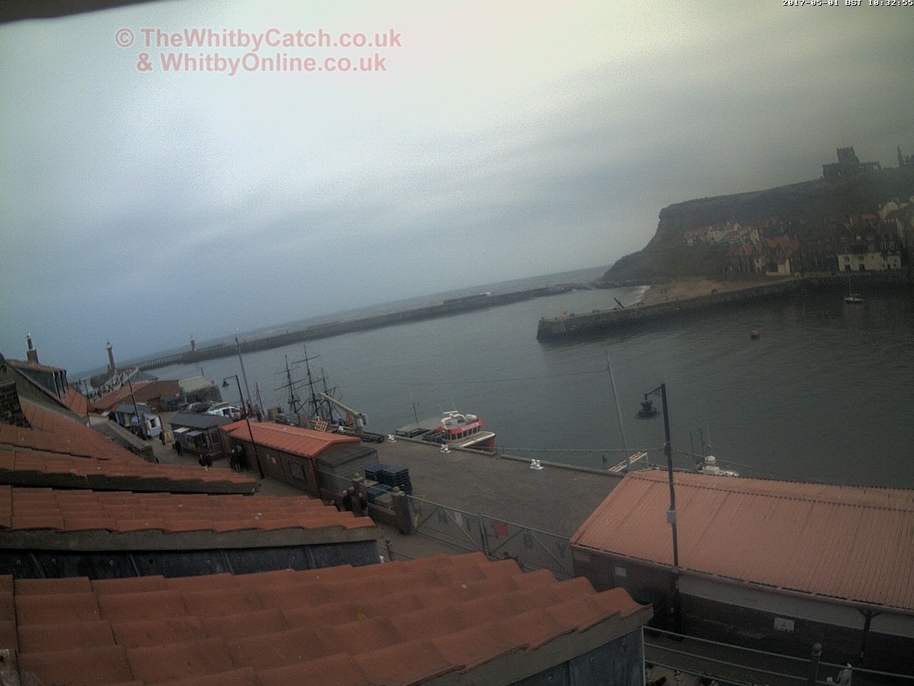 Whitby Mon 1st May 2017 10:33.