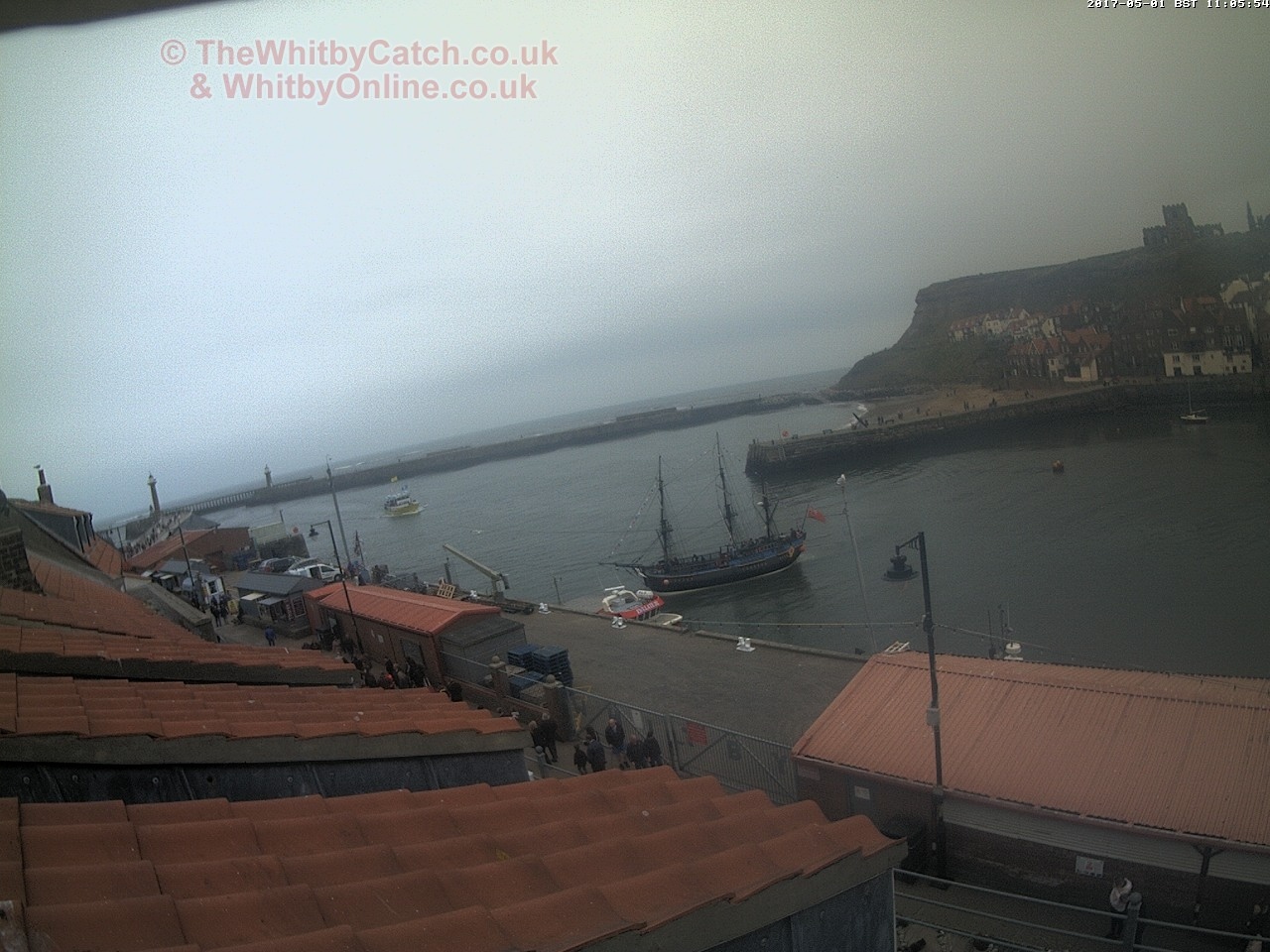 Whitby Mon 1st May 2017 11:06.