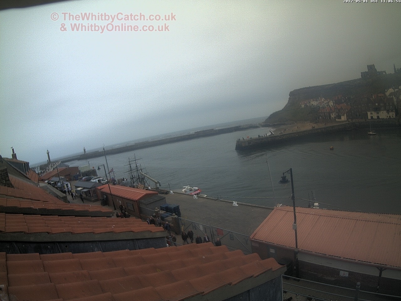 Whitby Mon 1st May 2017 11:07.