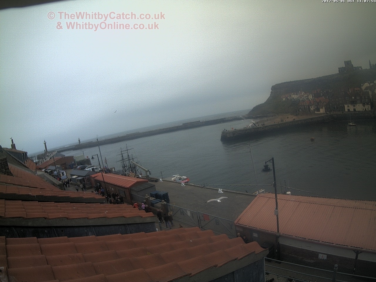 Whitby Mon 1st May 2017 11:08.