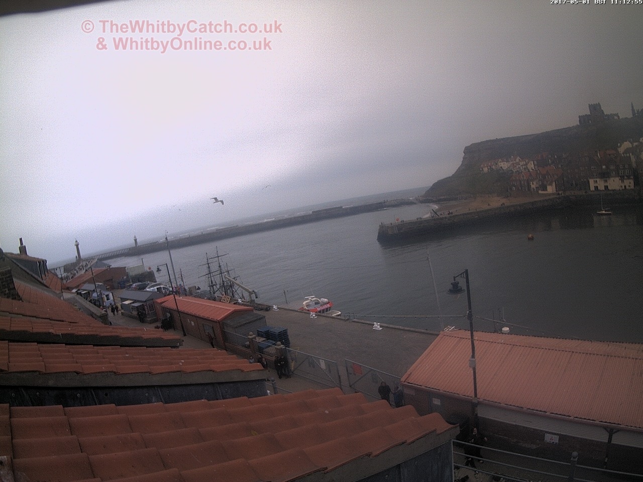 Whitby Mon 1st May 2017 11:13.