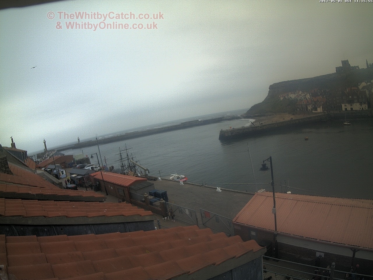 Whitby Mon 1st May 2017 11:16.