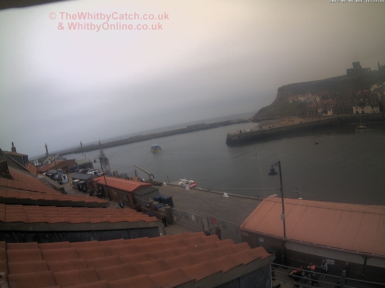 Whitby Mon 1st May 2017 11:24.