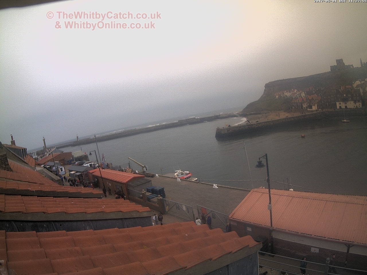 Whitby Mon 1st May 2017 11:28.