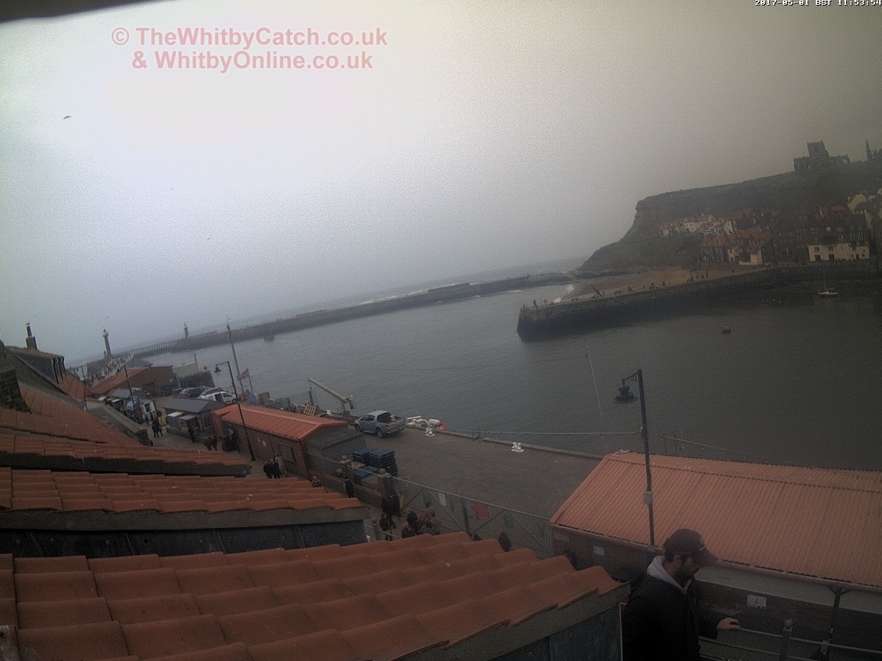 Whitby Mon 1st May 2017 11:54.