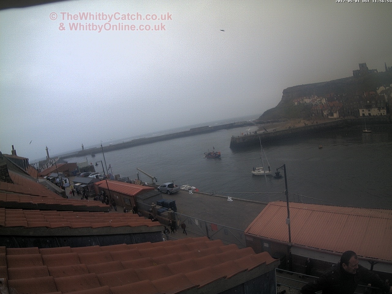 Whitby Mon 1st May 2017 11:57.