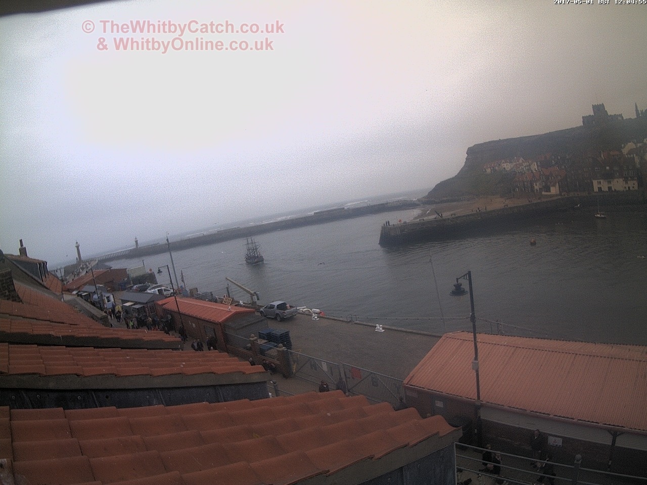 Whitby Mon 1st May 2017 12:05.