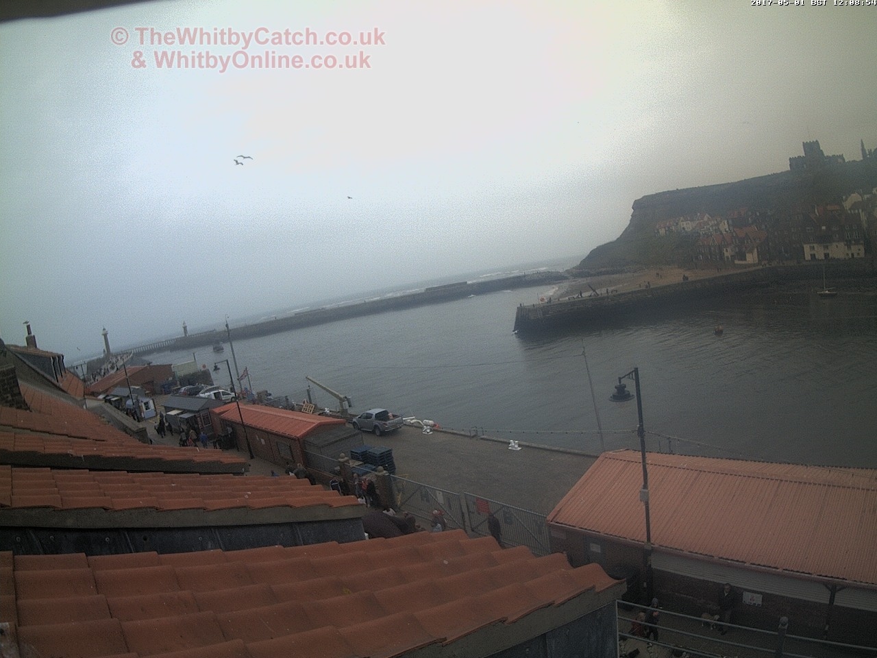 Whitby Mon 1st May 2017 12:09.