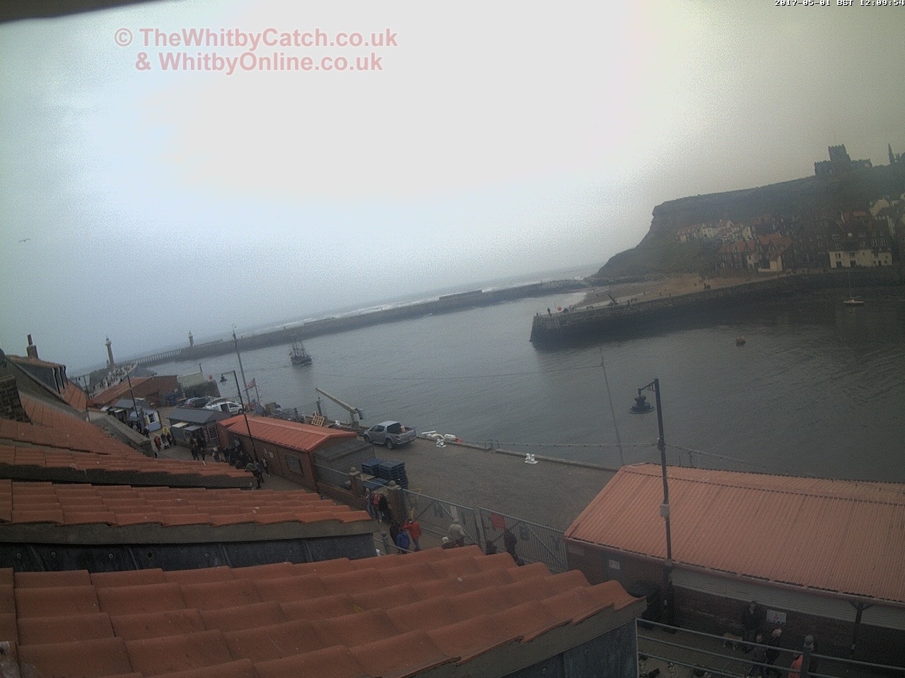 Whitby Mon 1st May 2017 12:10.