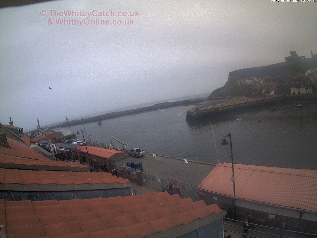 Whitby Mon 1st May 2017 12:40.