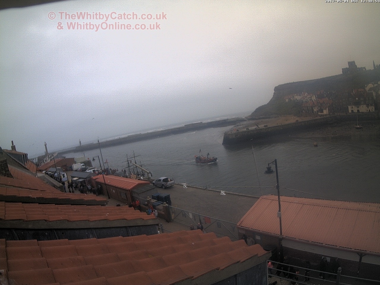 Whitby Mon 1st May 2017 12:49.