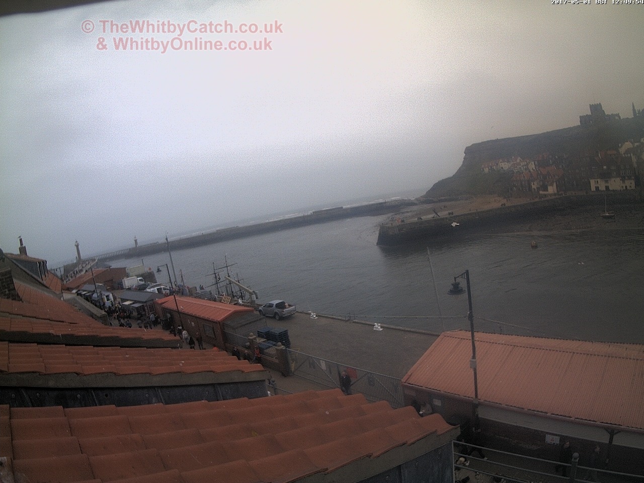 Whitby Mon 1st May 2017 12:50.