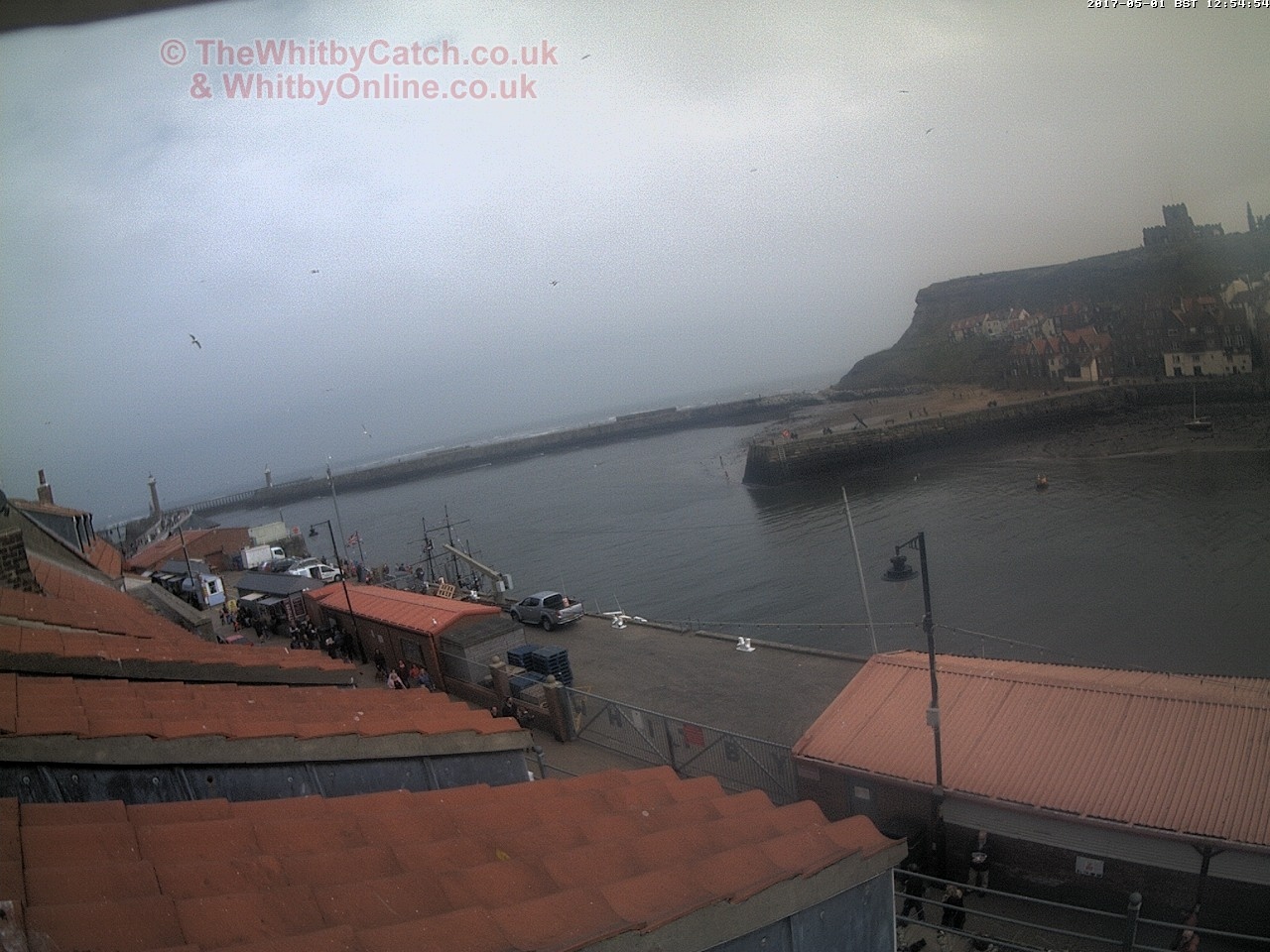 Whitby Mon 1st May 2017 12:55.