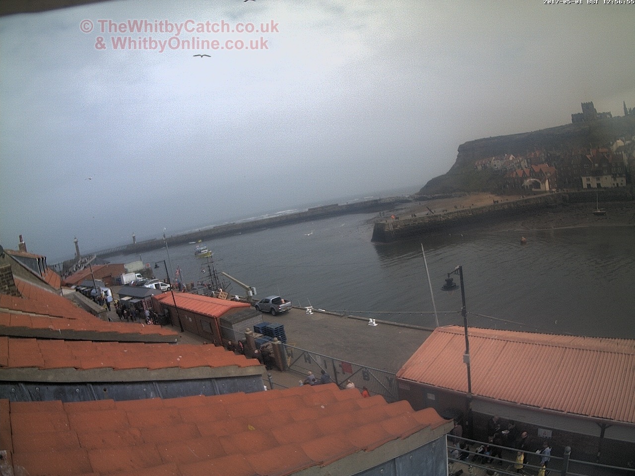 Whitby Mon 1st May 2017 12:57.