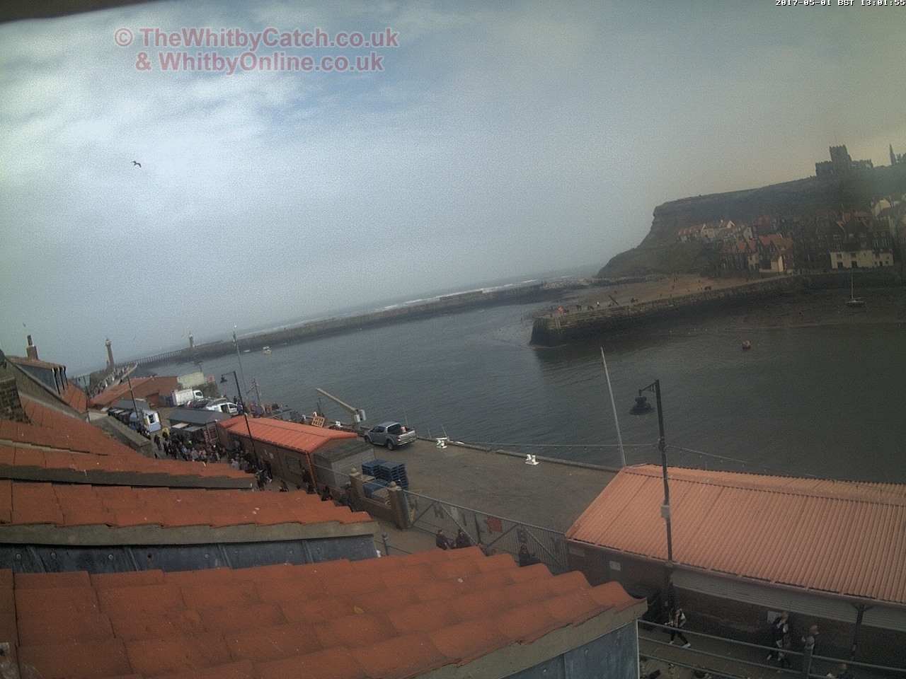 Whitby Mon 1st May 2017 13:02.
