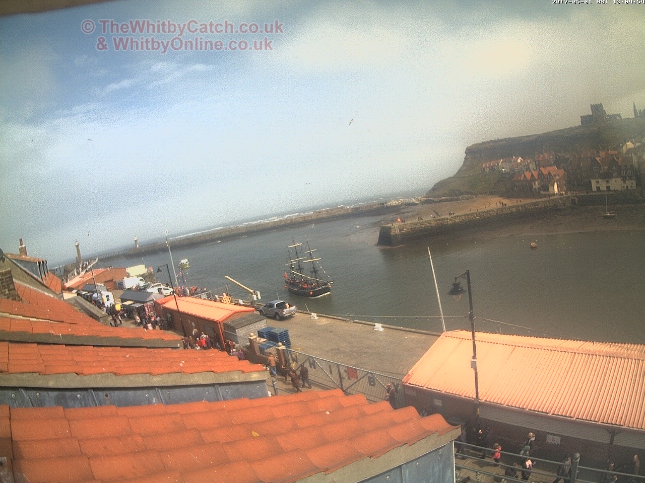 Whitby Mon 1st May 2017 13:05.