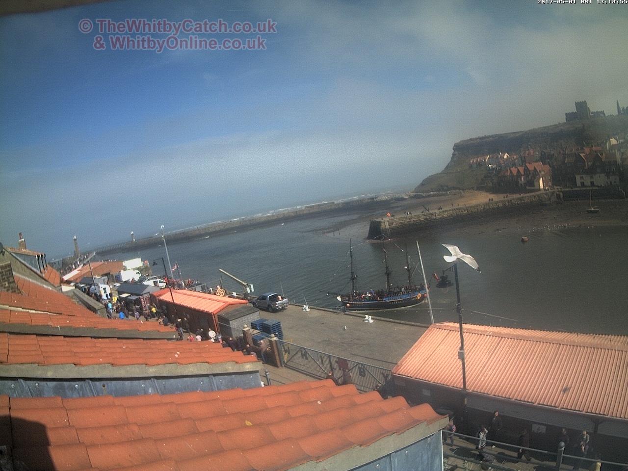 Whitby Mon 1st May 2017 13:19.
