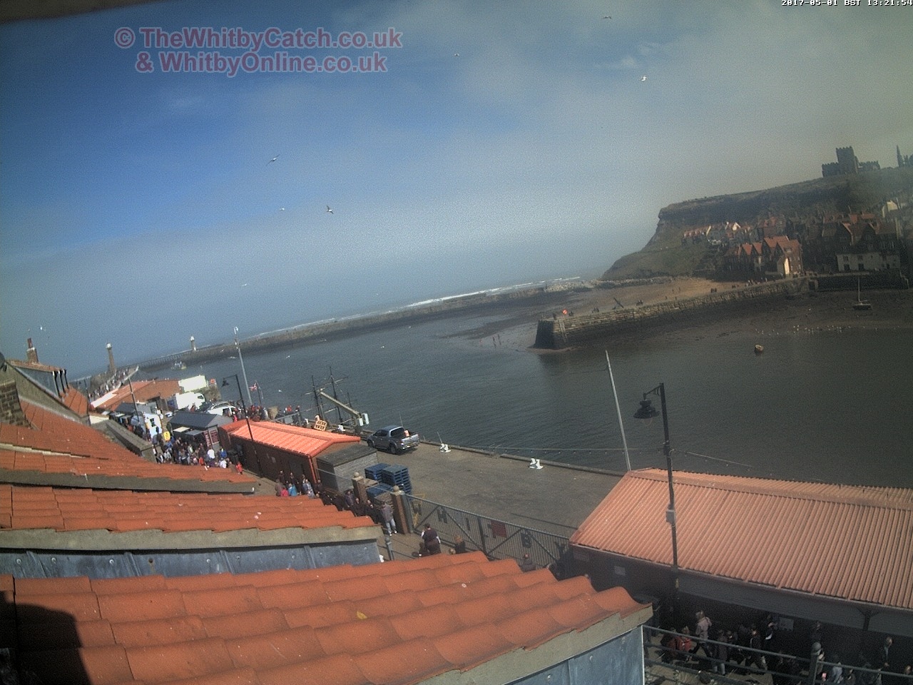 Whitby Mon 1st May 2017 13:22.