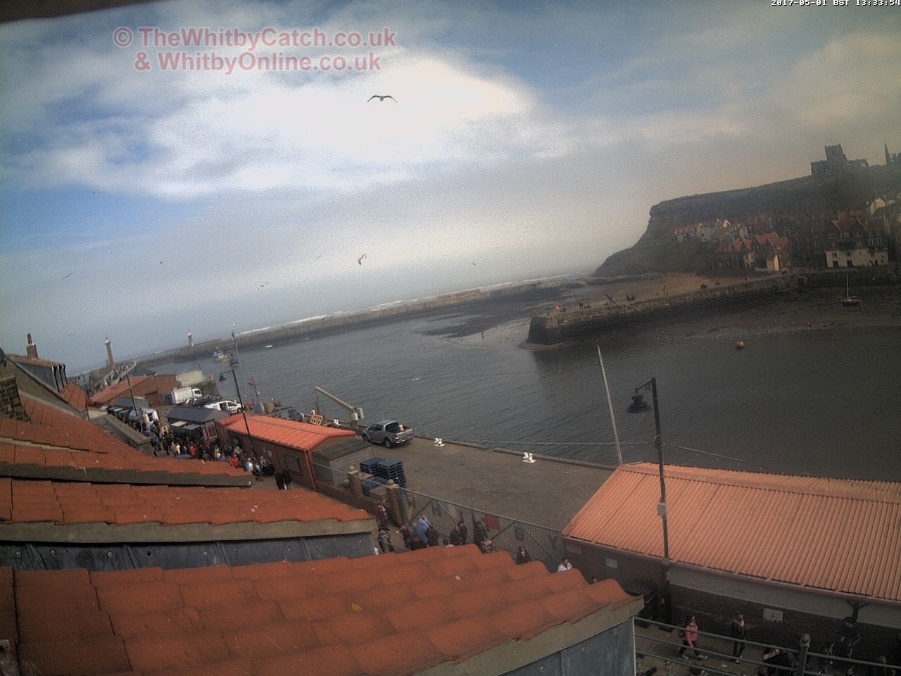 Whitby Mon 1st May 2017 13:34.