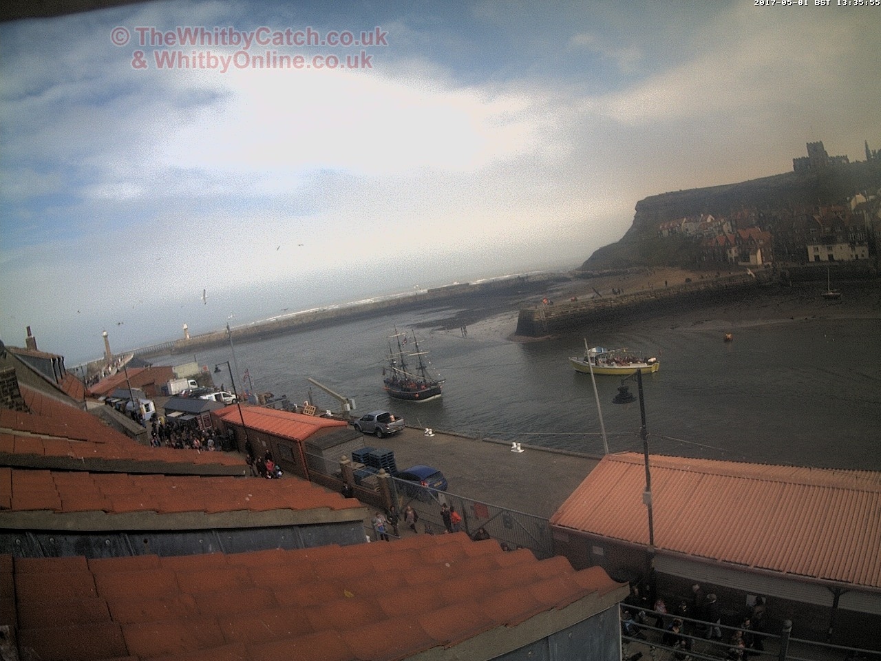 Whitby Mon 1st May 2017 13:36.
