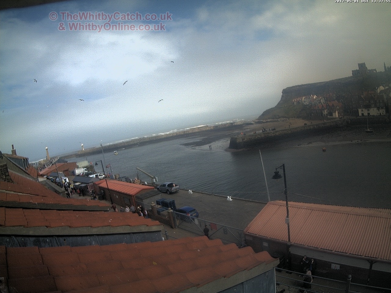 Whitby Mon 1st May 2017 13:38.