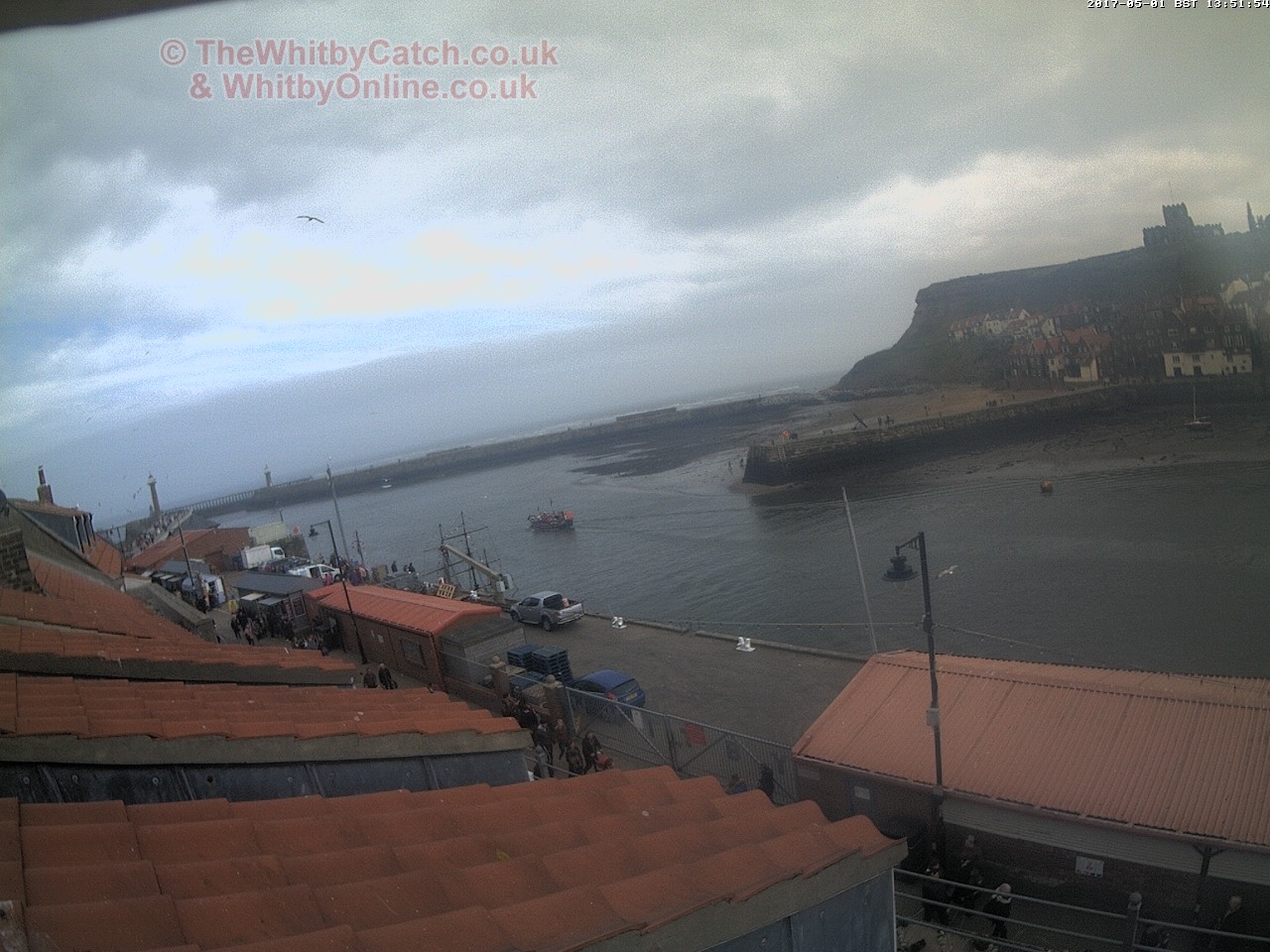 Whitby Mon 1st May 2017 13:52.