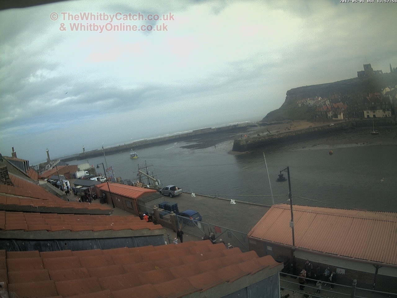 Whitby Mon 1st May 2017 13:58.