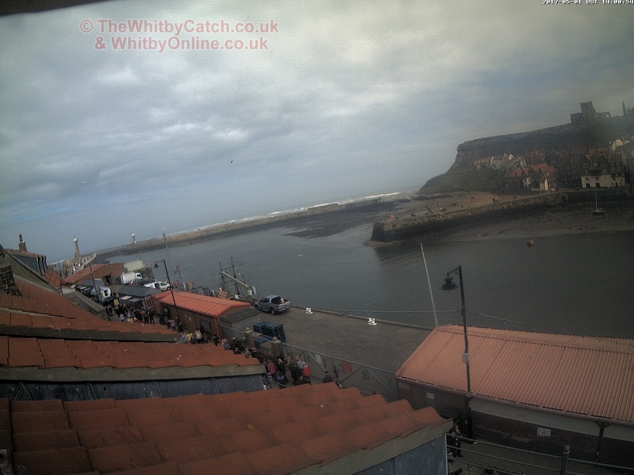 Whitby Mon 1st May 2017 14:01.