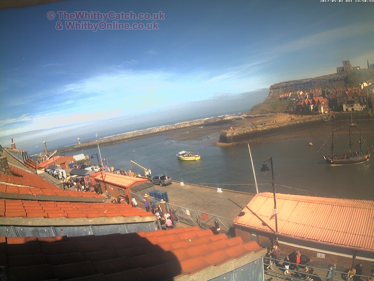 Whitby Mon 1st May 2017 14:51.