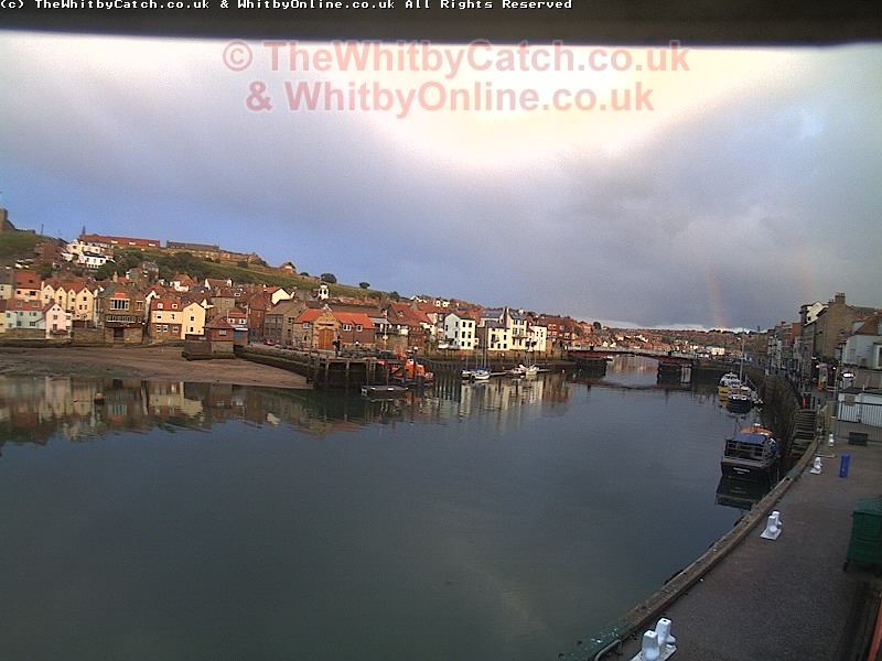 Whitby Mon 30th May 2011 20:22.